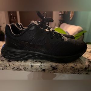 Women'w Nike running sneakers